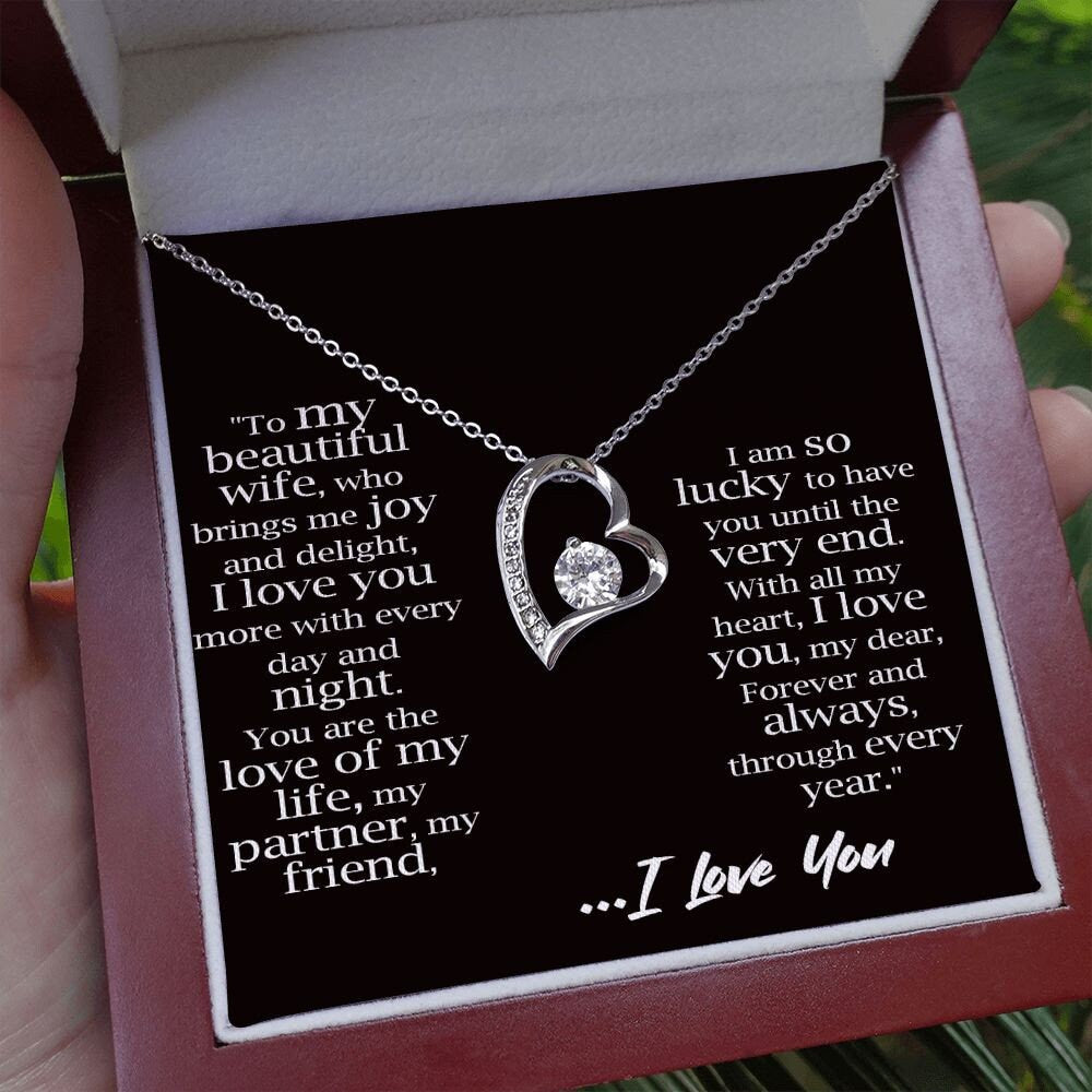 Surprise your wife with something special: heartfelt gifts for any occasion, Say "I love you" with the perfect gift for your wife